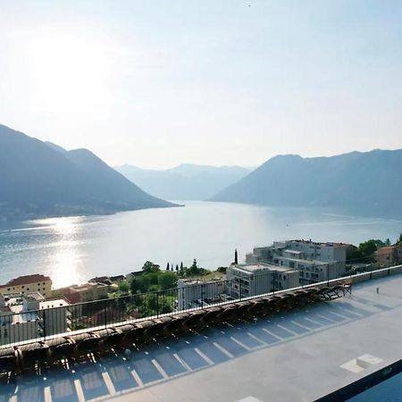 Design Flat With Impressive Boka Bay View Apartamento Kotor Exterior foto