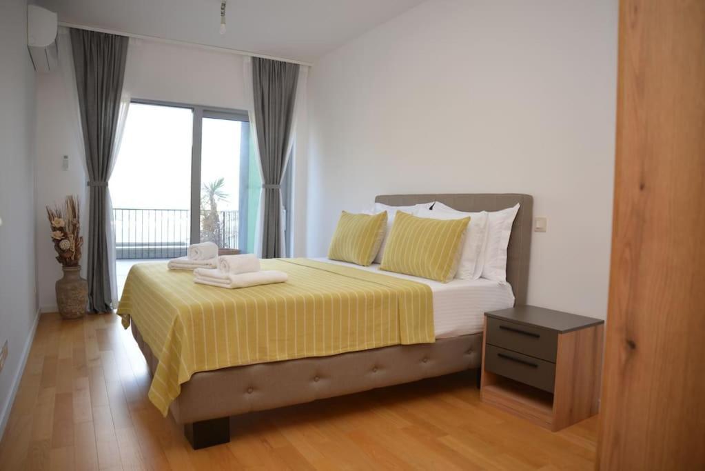 Design Flat With Impressive Boka Bay View Apartamento Kotor Exterior foto